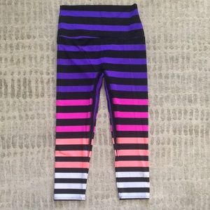 K-DEER - Capri Leggings
